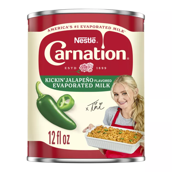 Front Center view of CARNATION Evaporated Jalapeno Milk Pretty Darn Quick 12floz Can NET 12 fl oz (354 mL) product.